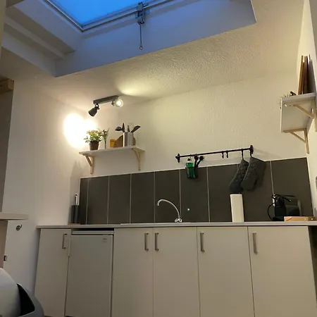 Fewocation - - Near Train Station Apartment Aachen