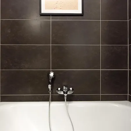 아파트 Fewocation - - Near Train Station *